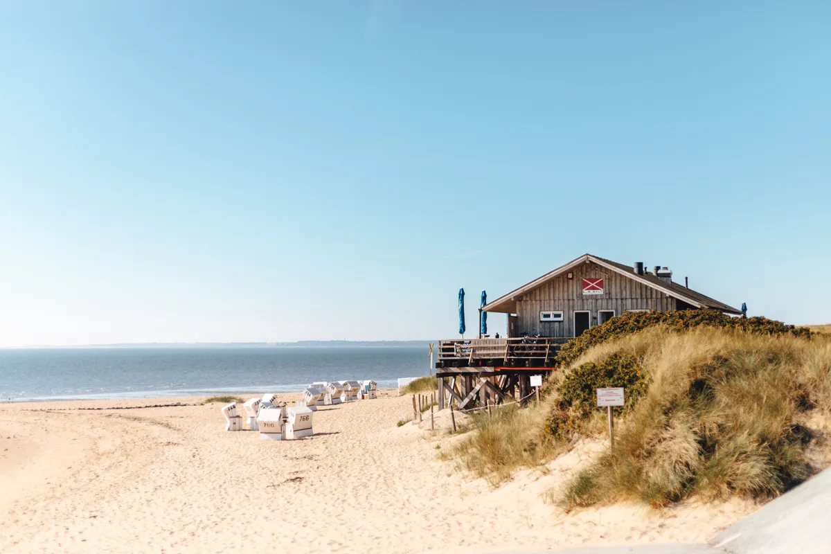 List auf Sylt: Restaurant Lister Austernperle am Oststrand