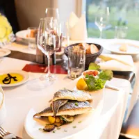 Amici Keitum: Doradenfilet angerichtet auf dem Teller