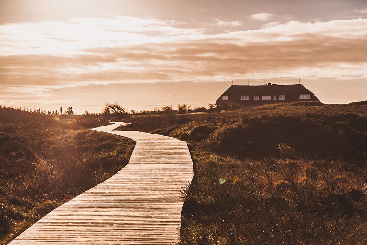 Landhaus Severin's am Morsum Kliff im Sonnenuntergang