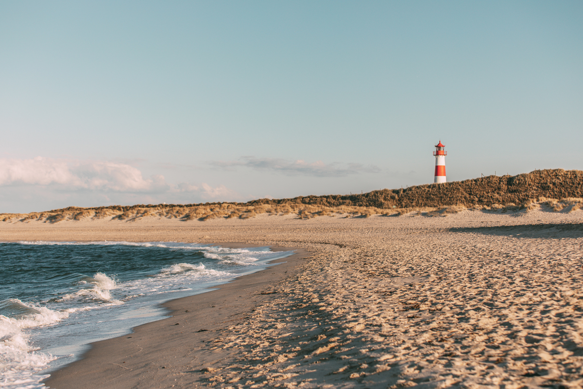 Lister Ellenbogen mit Leuchtturm List auf Sylt