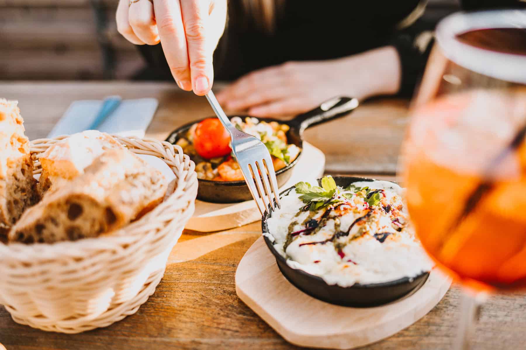 Onkel Johnny's Wenningstedt: Gratinierter Schafskäse