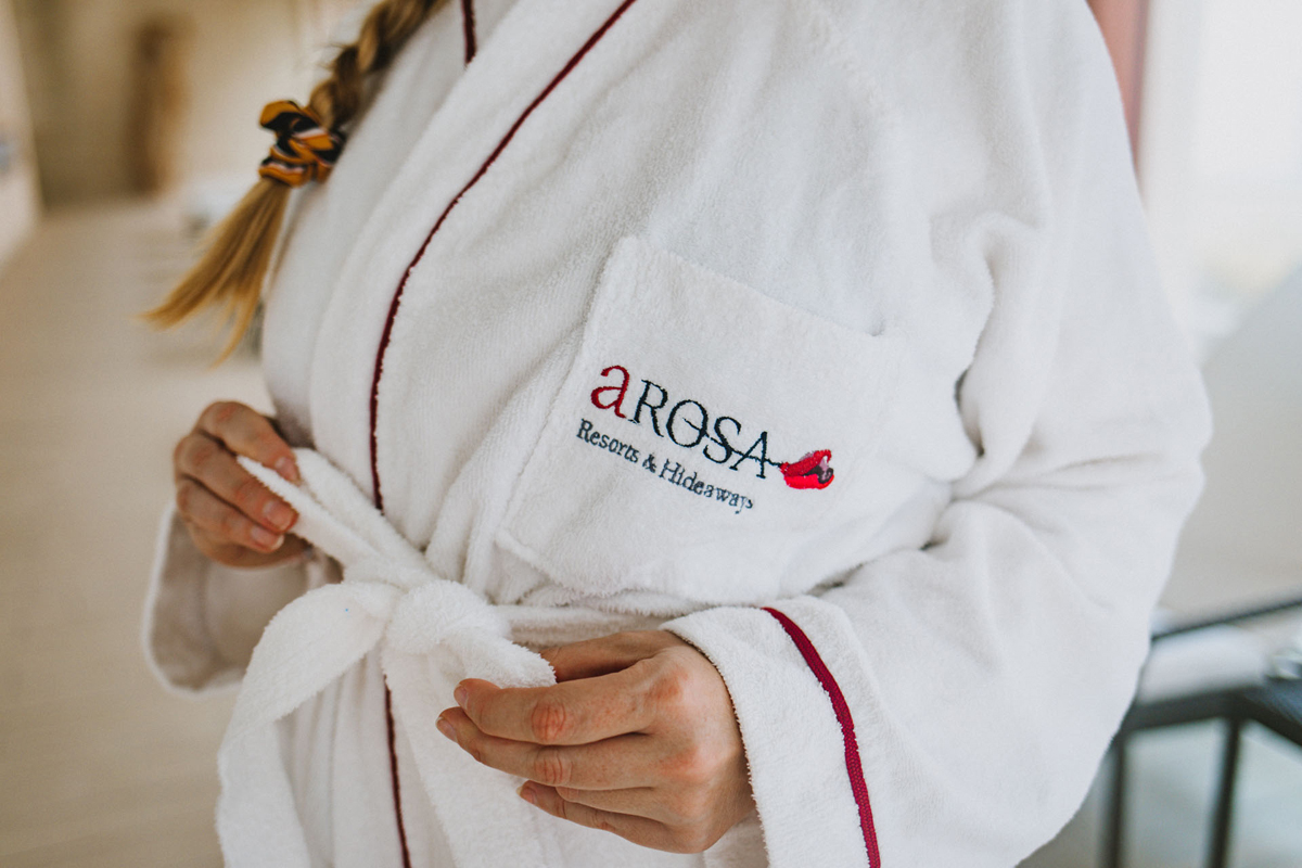 AROSA Sylt Spa Wellnessbereich Bademantel