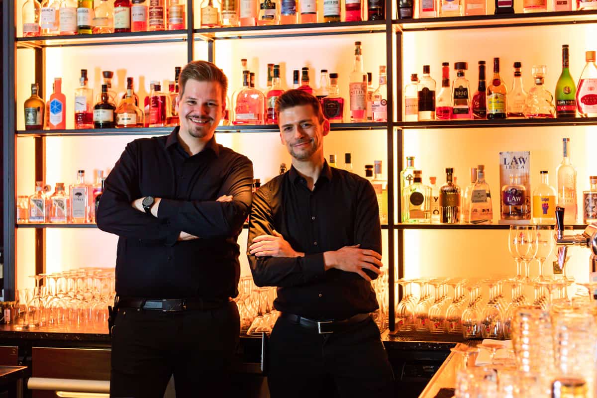 Hotel Stadt Hamburg: Hardy's Bar Bartender Tom und Heiko